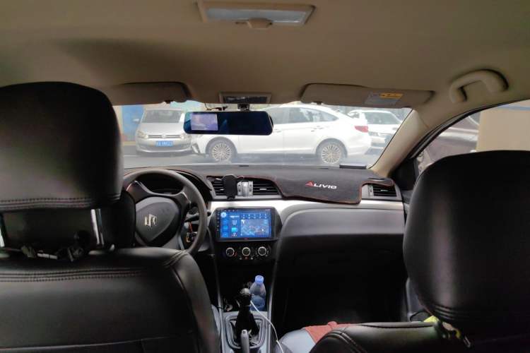Used Suzuki Alivio 2015 1.6L Manual Comfort Model Headliner