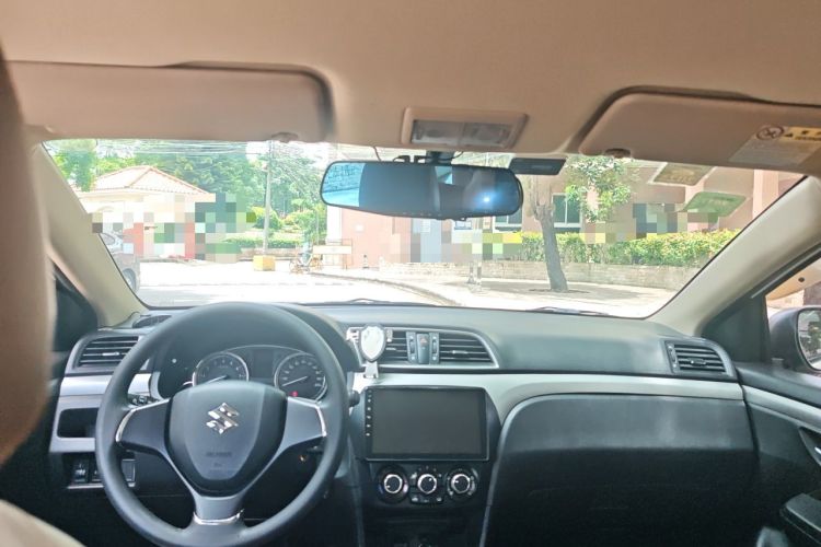 Used Suzuki Alivio 2015 1.6L Manual Comfort Model Headliner