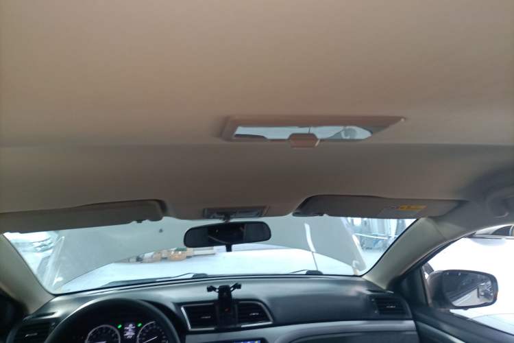 Used Suzuki Alivio 2015 1.6L Manual Comfort Model Headliner