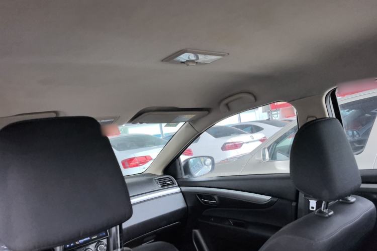 Used Suzuki Alivio 2015 1.6L Automatic Comfort Model Headliner