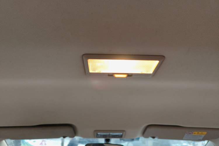 Used Suzuki Alivio 2015 1.6L Manual Comfort Model Headliner