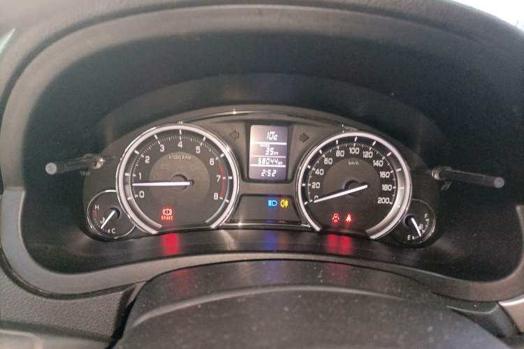 Used Suzuki Alivio 2015 1.6L Manual Comfort Model Instrument Cluster