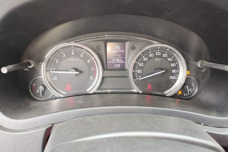 Used Suzuki Alivio 2015 1.6L Manual Comfort Model Instrument Cluster