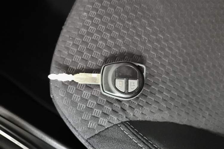 Used Suzuki Alivio 2015 1.6L Manual Comfort Model Interior 1