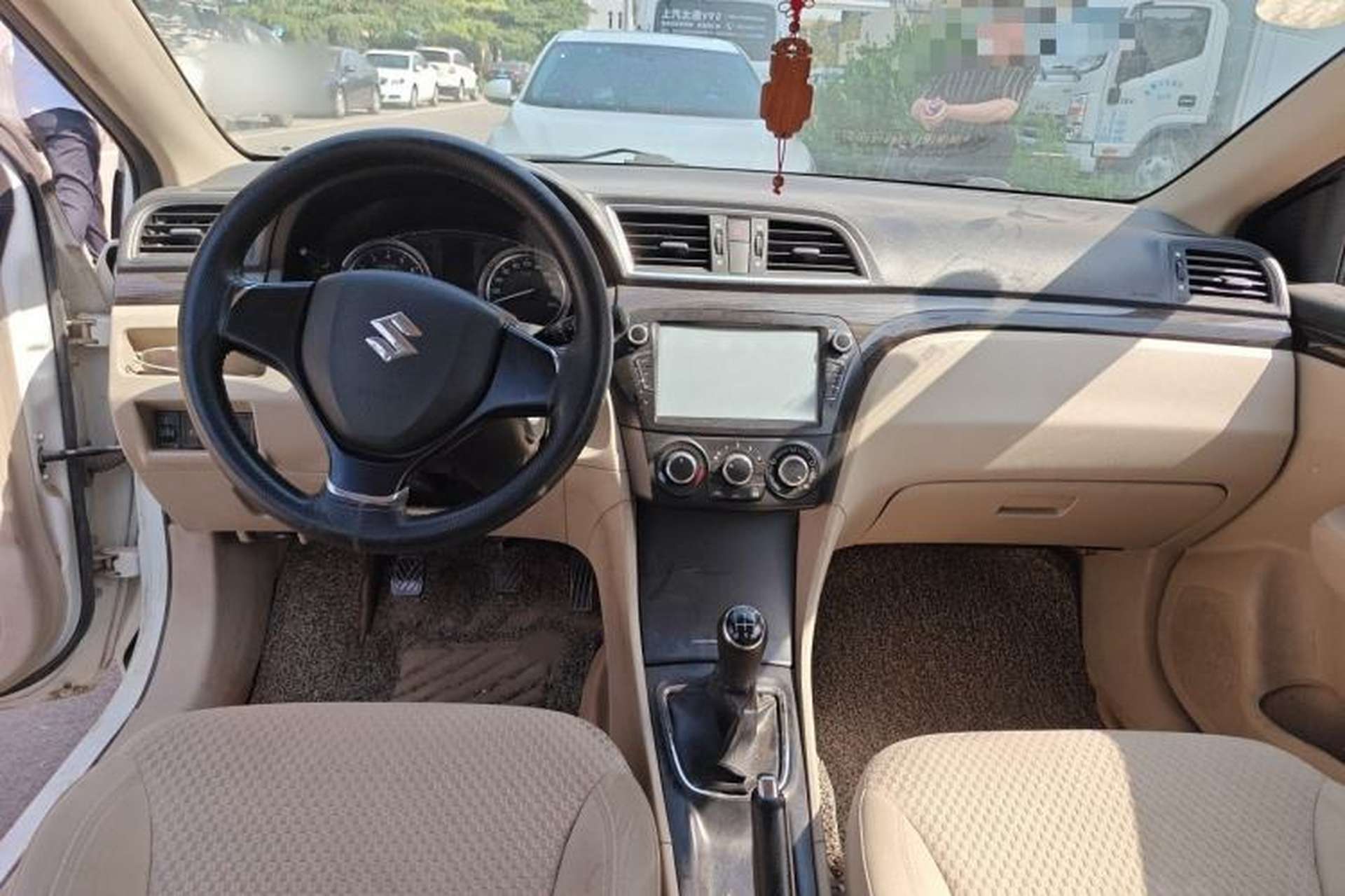 Used Suzuki Alivio 2015 1.6L Manual Comfort Model Interior 2