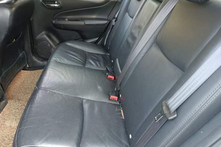 Used Suzuki Alivio 2015 1.6L Automatic Enjoyment Model Interior 4