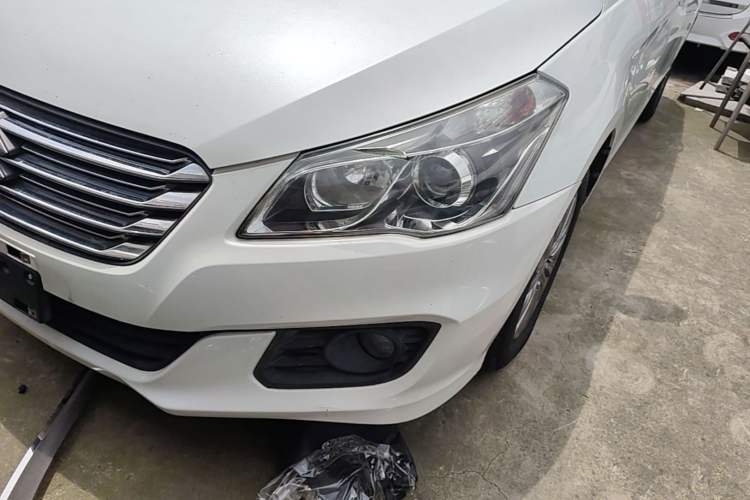 Used Suzuki Alivio 2015 1.6L Manual Comfort Model Left Front Headlight