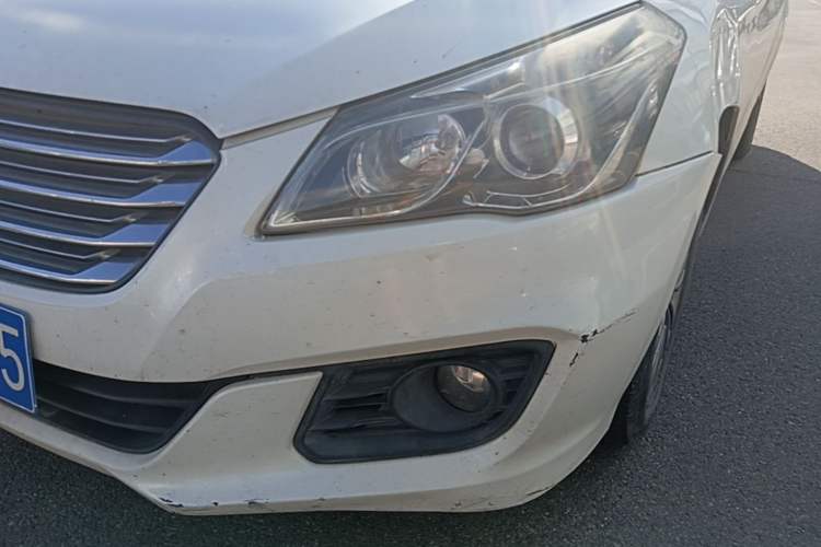 Used Suzuki Alivio 2015 1.6L Manual Comfort Model Left Front Headlight