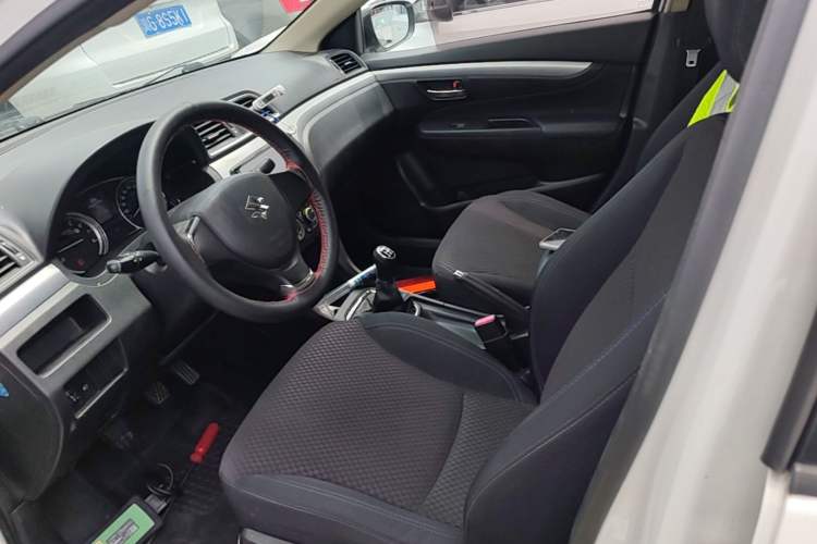 Used Suzuki Alivio 2015 1.6L Manual Comfort Model Left Front Seat