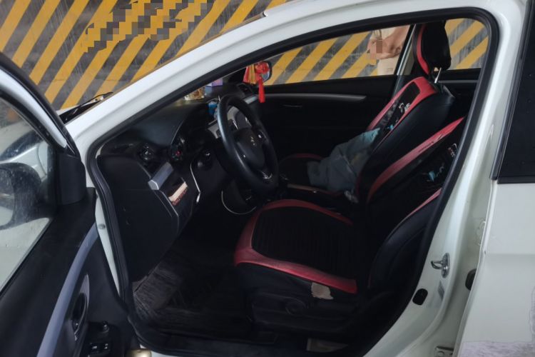 Used Suzuki Alivio 2015 1.6L Manual Comfort Model Left Front Seat