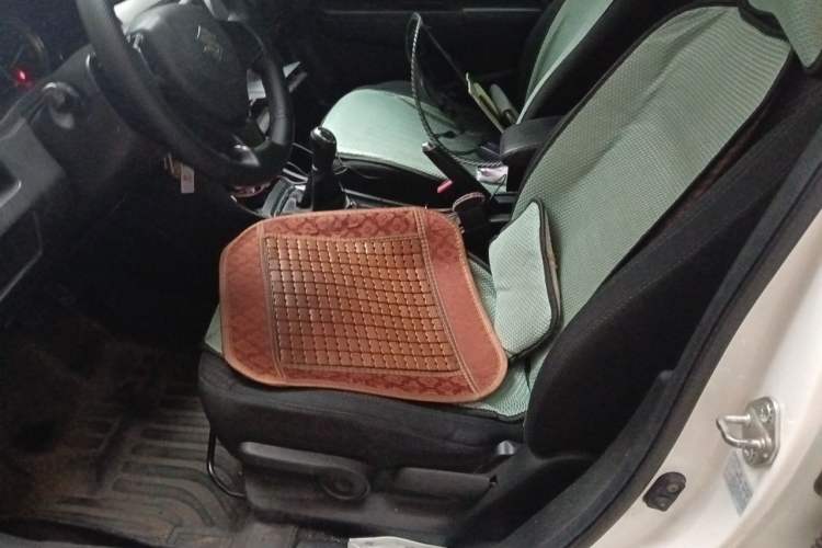 Used Suzuki Alivio 2015 1.6L Manual Comfort Model Left Front Seat