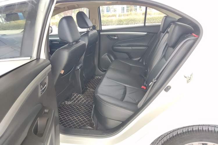 Used Suzuki Alivio 2015 1.6L Automatic Enjoyment Model Left Rear Seat
