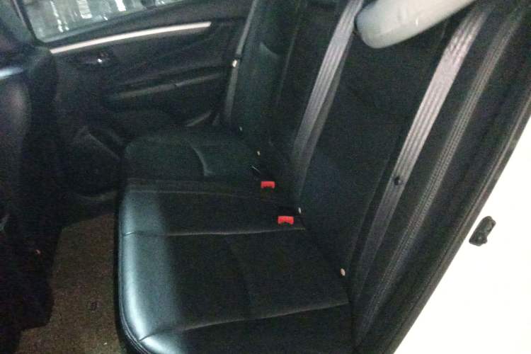 Used Suzuki Alivio 2015 1.6L Manual Enjoyment Model Left Rear Seat