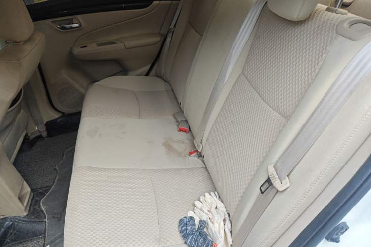 Used Suzuki Alivio 2015 1.6L Automatic Comfort Model Left Rear Seat