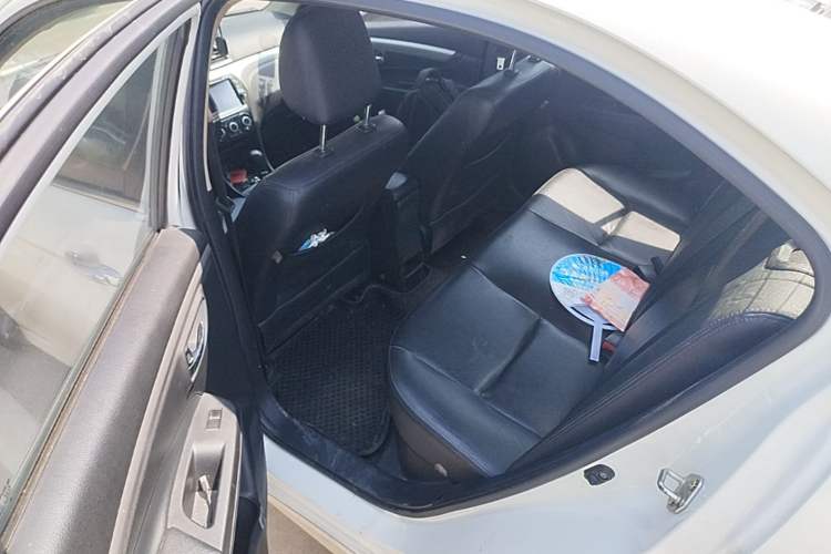 Used Suzuki Alivio 2015 1.6L Automatic Enjoyment Model Left Rear Seat