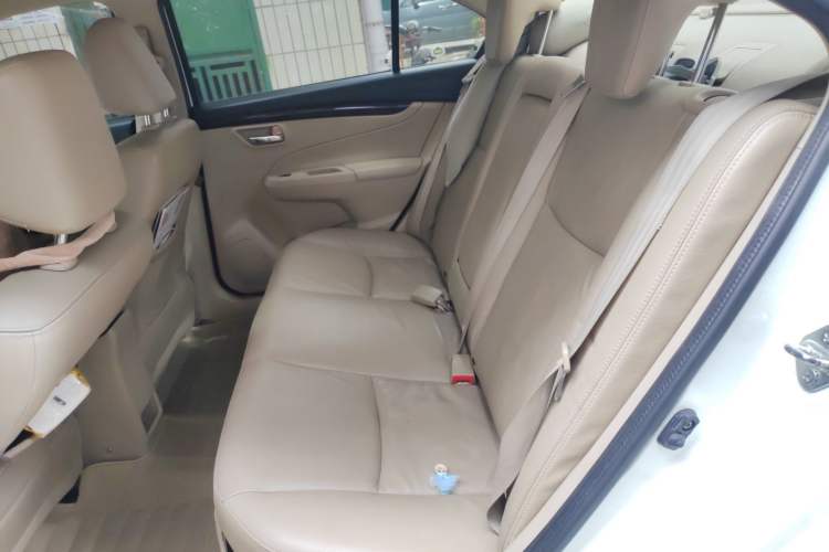 Used Suzuki Alivio 2015 1.6L Automatic Enjoyment Model Left Rear Seat