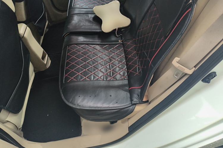Used Suzuki Alivio 2015 1.6L Automatic Comfort Model Left Rear Seat
