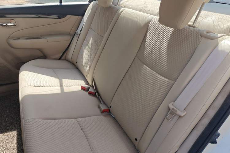 Used Suzuki Alivio 2015 1.6L Manual Comfort Model Left Rear Seat