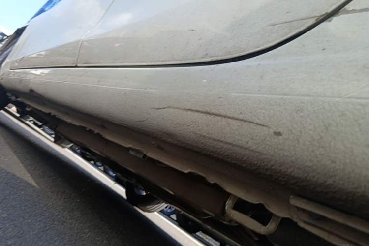 Used Suzuki Alivio 2015 1.6L Manual Comfort Model Left Side Sill