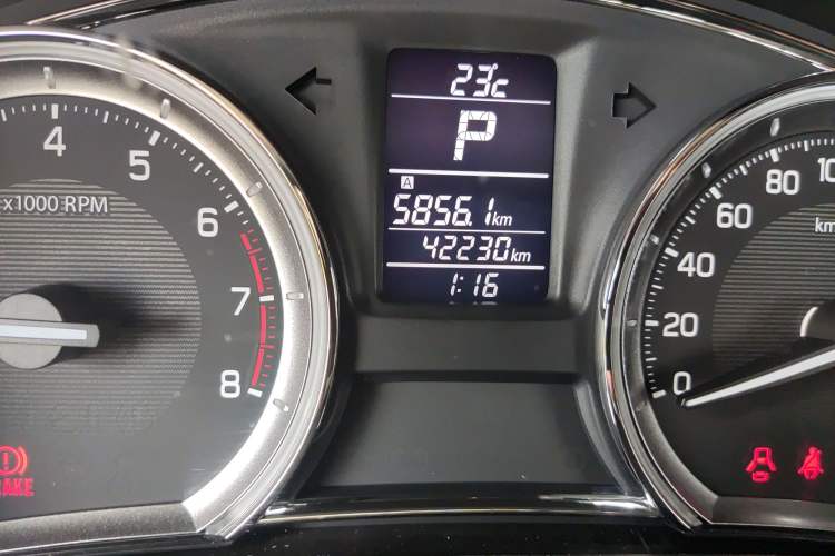 Used Suzuki Alivio 2015 1.6L Automatic Enjoyment Model Odometer Close Up