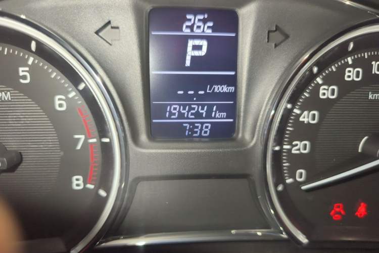 Used Suzuki Alivio 2015 1.6L Automatic Enjoyment Model Odometer Close Up