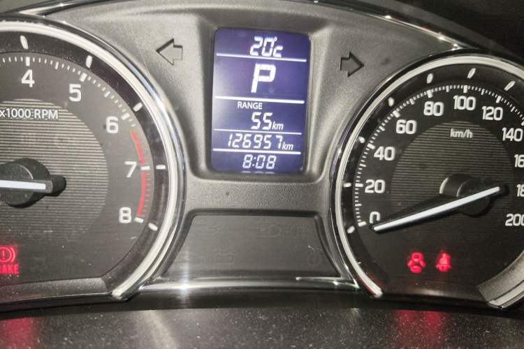 Used Suzuki Alivio 2015 1.6L Automatic Comfort Model Odometer Close Up