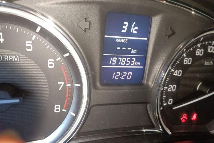 Used Suzuki Alivio 2015 1.6L Manual Comfort Model Odometer Close Up