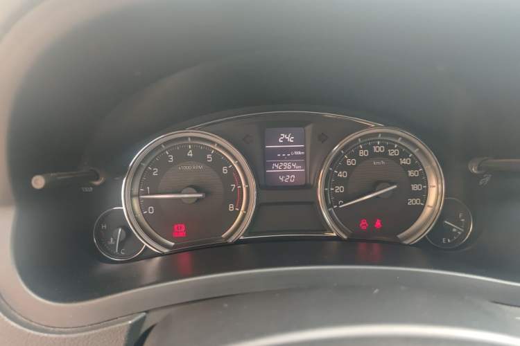 Used Suzuki Alivio 2015 1.6L Manual Comfort Model Odometer Close Up