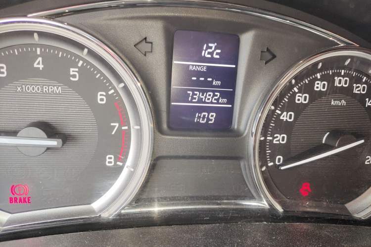 Used Suzuki Alivio 2015 1.6L Manual Comfort Model Odometer Close Up