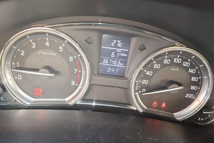 Used Suzuki Alivio 2015 1.6L Manual Enjoyment Model Odometer Close Up