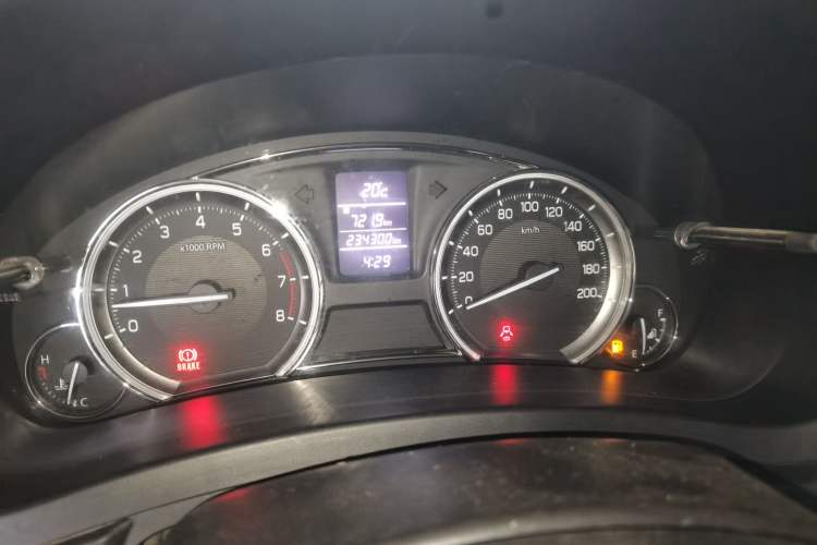 Used Suzuki Alivio 2015 1.6L Manual Comfort Model Odometer Close Up