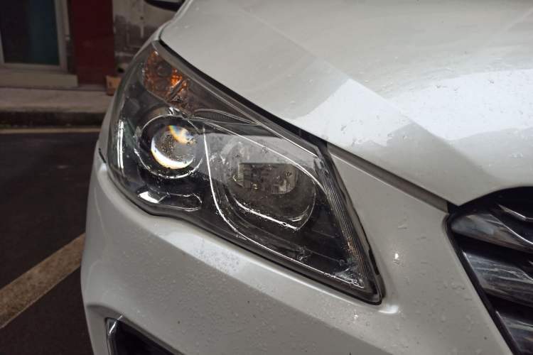 Used Suzuki Alivio 2015 1.6L Manual Enjoyment Model Right Front Headlight