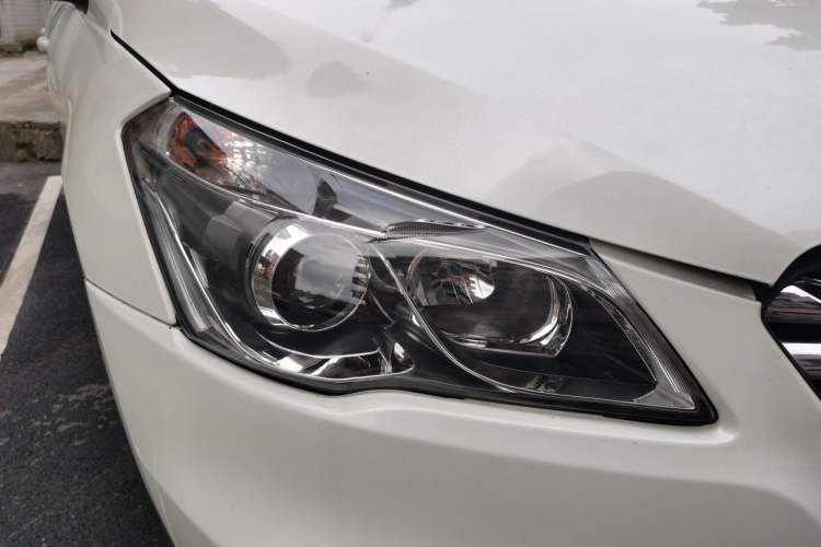 Used Suzuki Alivio 2015 1.6L Manual Comfort Model Right Front Headlight