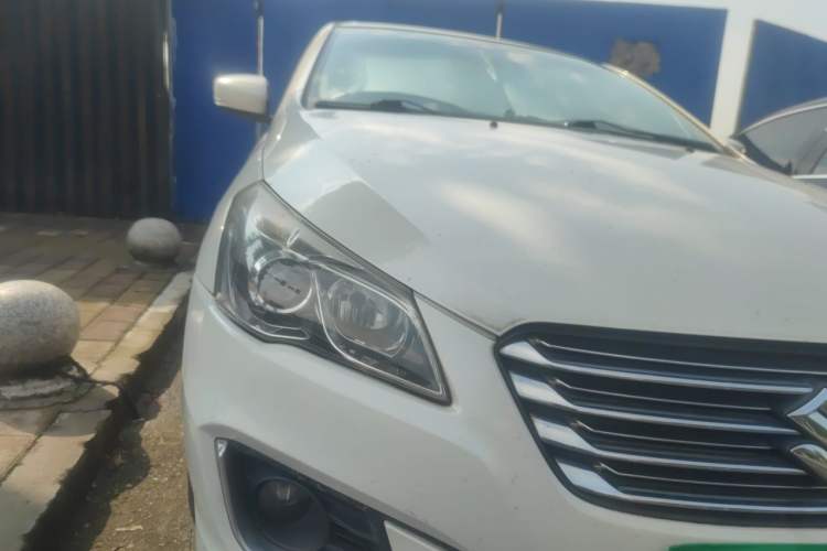 Used Suzuki Alivio 2015 1.6L Automatic Enjoyment Model Right Front Headlight
