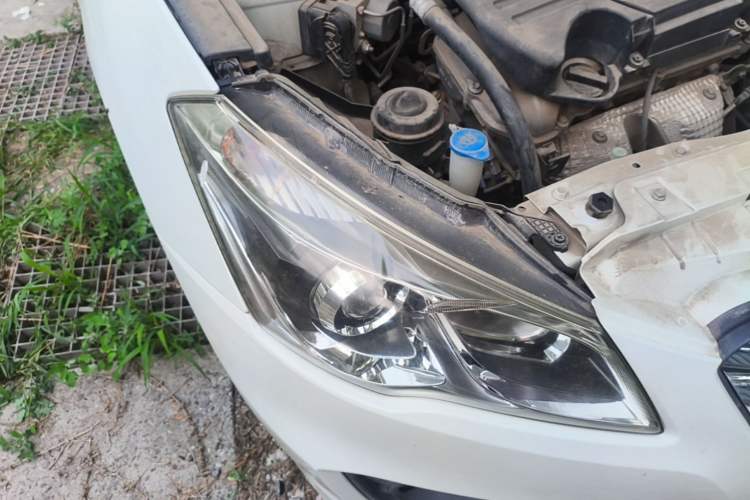 Used Suzuki Alivio 2015 1.6L Manual Comfort Model Right Front Headlight