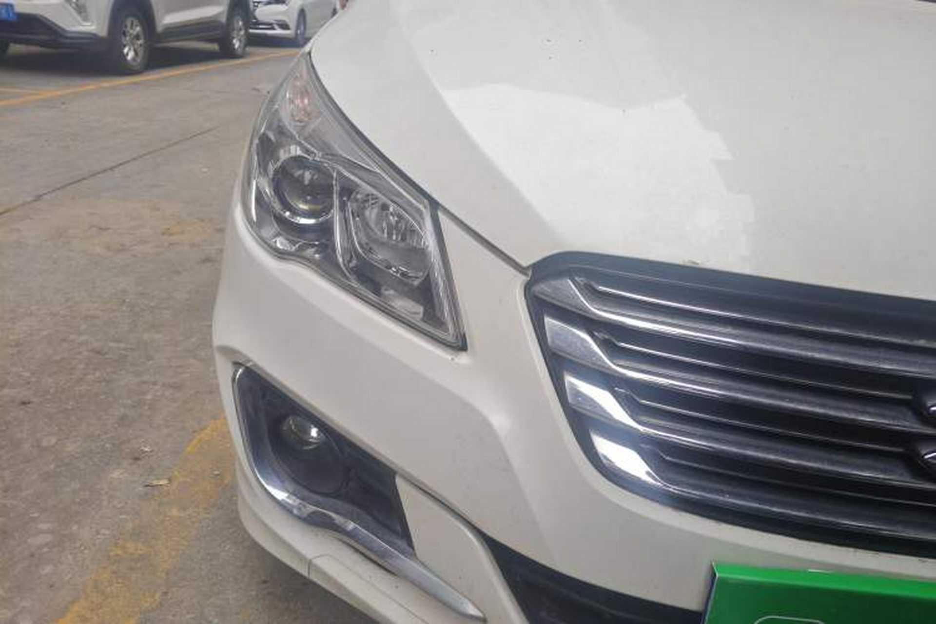 Used Suzuki Alivio 2015 1.6L Automatic Luxury Model Right Front Headlight