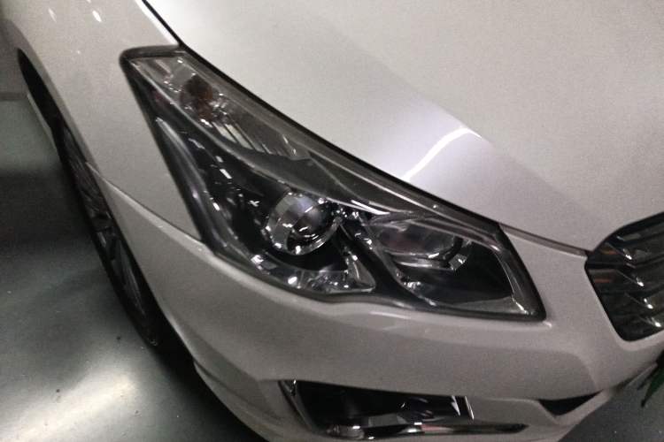 Used Suzuki Alivio 2015 1.6L Manual Enjoyment Model Right Front Headlight