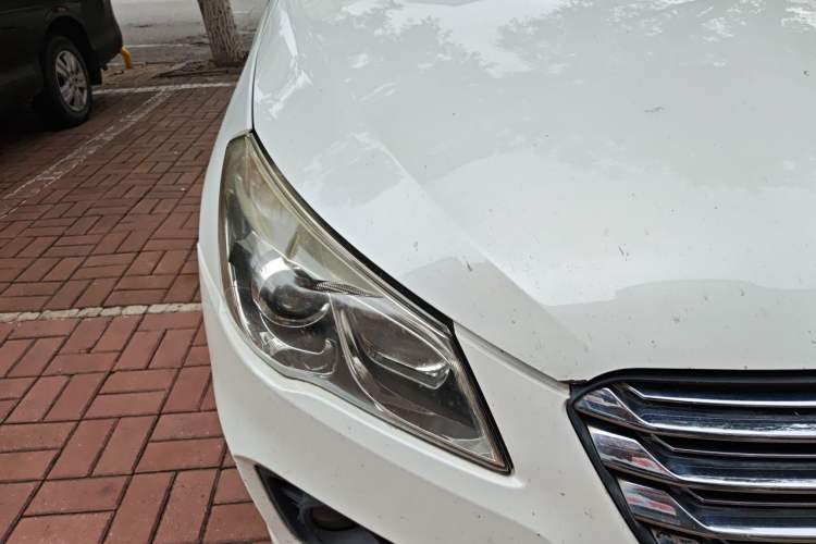 Used Suzuki Alivio 2015 1.6L Manual Comfort Model Right Front Headlight