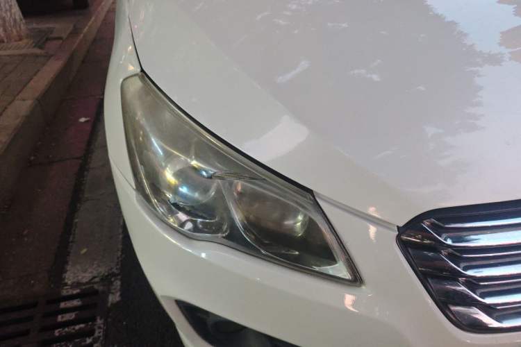 Used Suzuki Alivio 2015 1.6L Manual Comfort Model Right Front Headlight