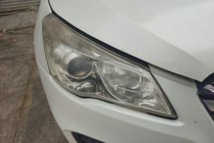 Used Suzuki Alivio 2015 1.6L Manual Comfort Model Right Front Headlight