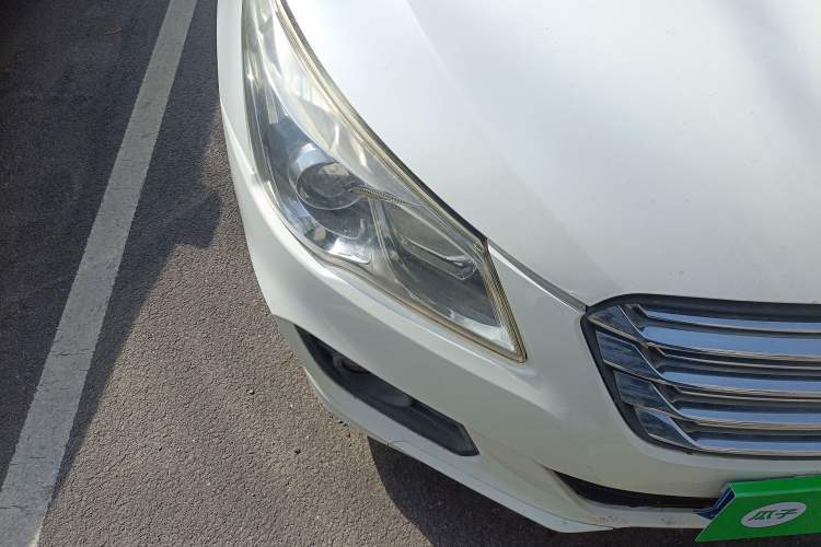 Used Suzuki Alivio 2015 1.6L Manual Comfort Model Right Front Headlight