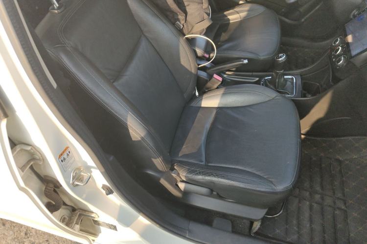 Used Suzuki Alivio 2015 1.6L Manual Enjoyment Model Right Front Seat