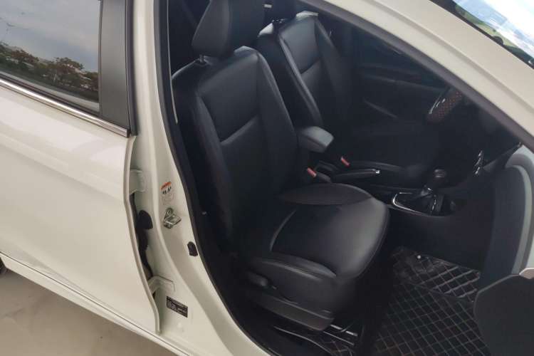 Used Suzuki Alivio 2015 1.6L Automatic Enjoyment Model Right Front Seat