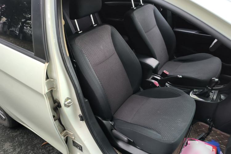 Used Suzuki Alivio 2015 1.6L Automatic Comfort Model Right Front Seat