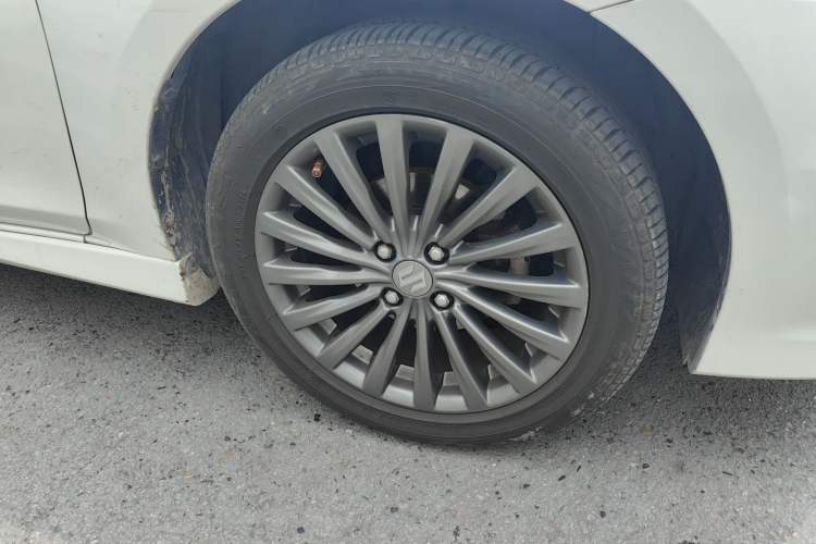 Used Suzuki Alivio 2015 1.6L Manual Enjoyment Model Right Front Wheel Hub