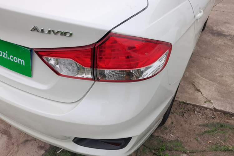 Used Suzuki Alivio 2015 1.6L Manual Comfort Model Right Rear Taillight