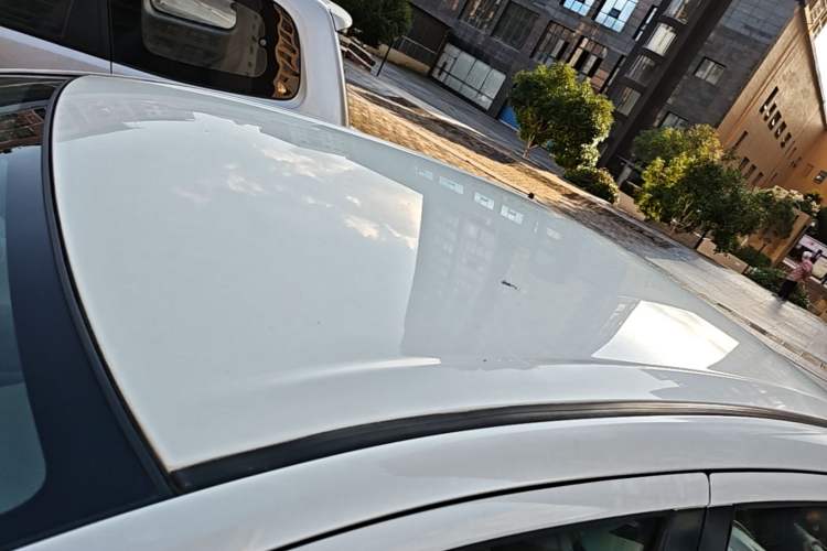 Used Suzuki Alivio 2015 1.6L Manual Comfort Model Roof