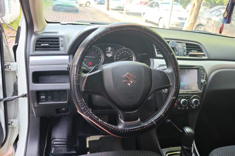 Used Suzuki Alivio 2015 1.6L Automatic Comfort Model Steering Wheel