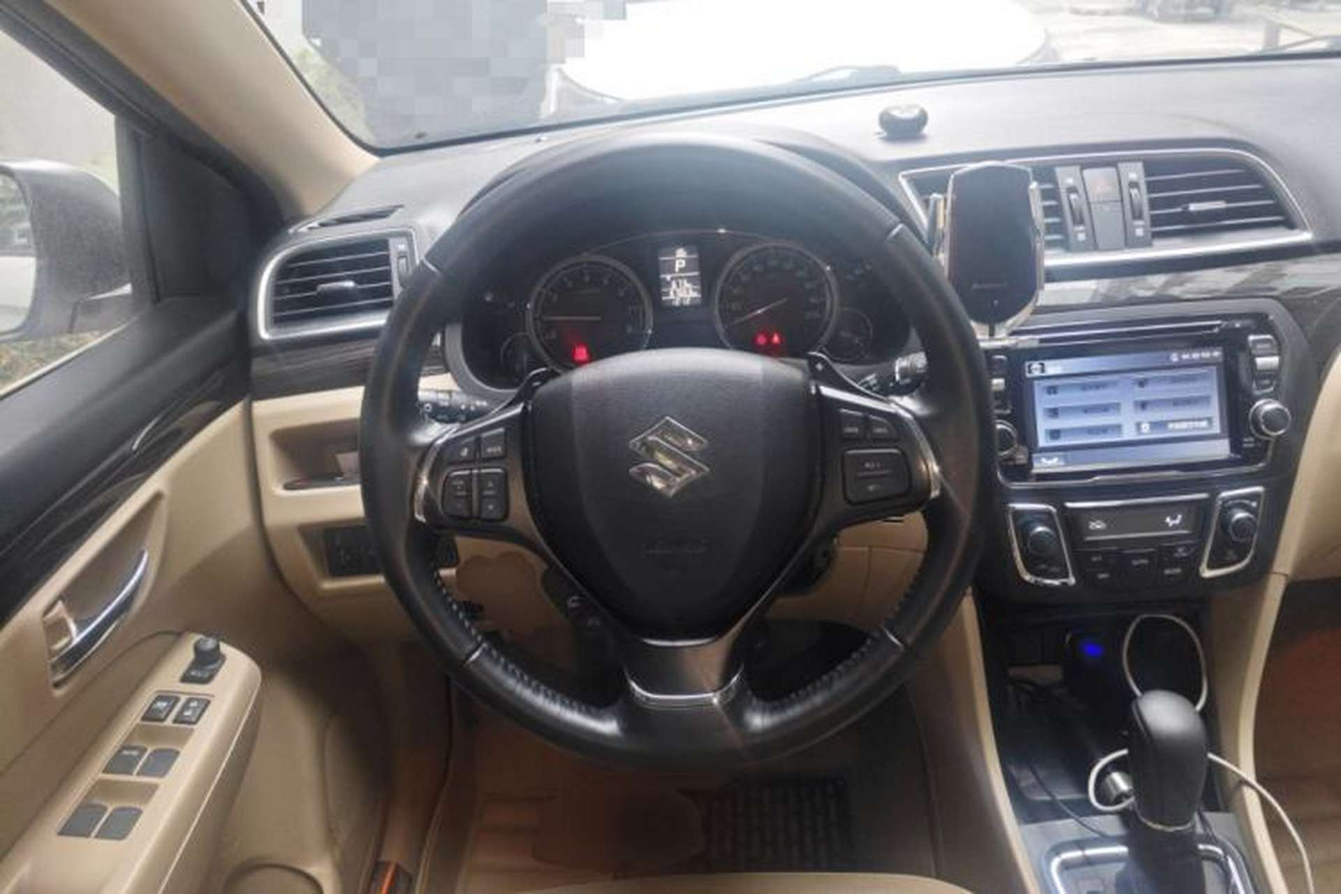 Used Suzuki Alivio 2015 1.6L Automatic Luxury Model Steering Wheel