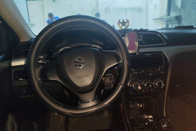 Used Suzuki Alivio 2015 1.6L Manual Comfort Model Steering Wheel